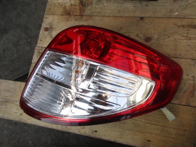 【中古】中古部品 ＳＸ４ YA11S 右ﾃｰﾙﾗﾝﾌﾟ 【3310190100-001250397415500】 4,780円