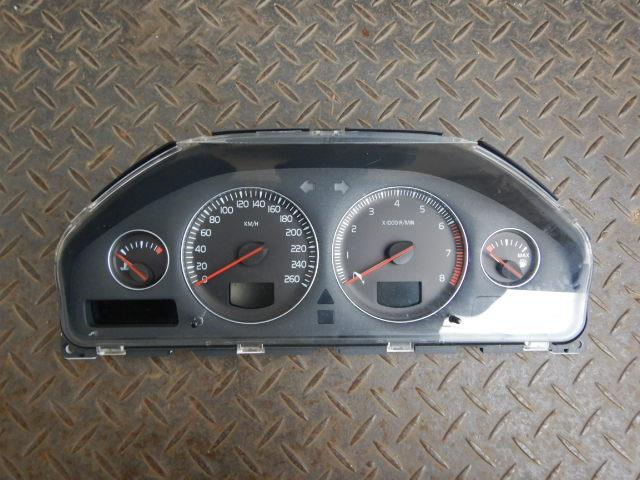 【中古】中古部品 ボルボ 70シリーズ SB5244W ｽﾋﾟｰﾄﾞﾒｰﾀｰ 【3330920100-001704635261400】
