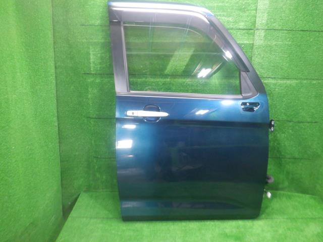 【中古】中古部品 トール M910S 右ﾌﾛﾝﾄﾄﾞｱ 【3330420100-230602000113100】