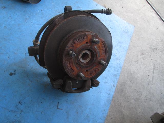 【中古】中古部品 キャロル HB12S 左ﾌﾛﾝﾄﾅｯｸﾙﾊﾌﾞ 【3310190100-001124506444340】