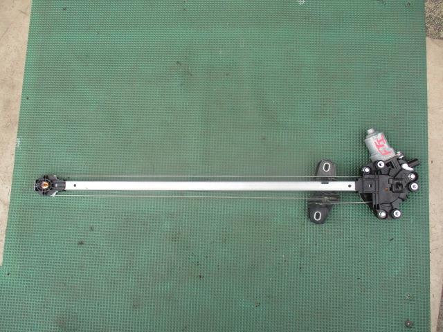 【中古】中古部品 N-BOX JF1 左フロントドアレギュレータ・モーター 【3310190100-000233009213220】