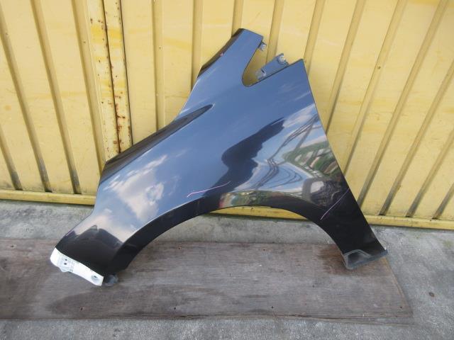 【中古】中古部品 ＭＰＶ LY3P 左ﾌﾛﾝﾄﾌｪﾝﾀﾞｰ 【3310190100-001411406910700】