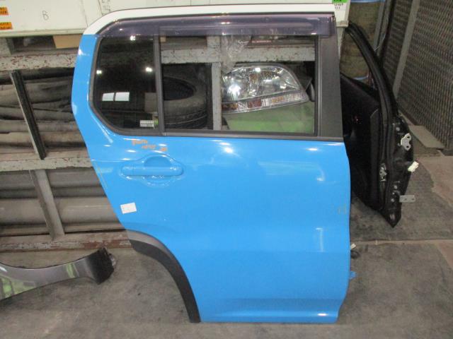 【中古】中古部品 ハスラー MR31S 右ﾘｱﾄﾞｱ 【3310160100-000004269013300】｜e-cleマート
