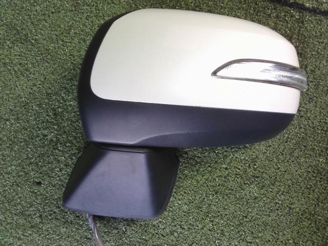 【中古】中古部品 ステラ LA100F 左ｻｲﾄﾞﾐﾗｰ 【3260070000-230530000313600】