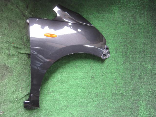 【中古】中古部品 ムーヴ LA100S 右ﾌﾛﾝﾄﾌｪﾝﾀﾞｰ 【3340240100-202300004610600】