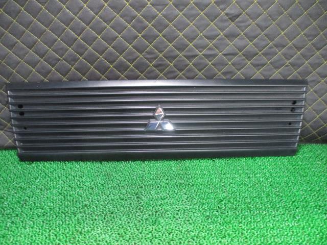 【中古】中古部品 ミニキャブ U61V ﾗｼﾞｴｰﾀｸﾞﾘﾙ 【3330660100-000023314610400】