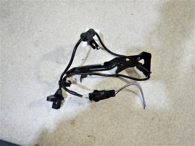 【中古】中古部品 パレット MK21S ABSセンサー 【3330810100-230614000763451】