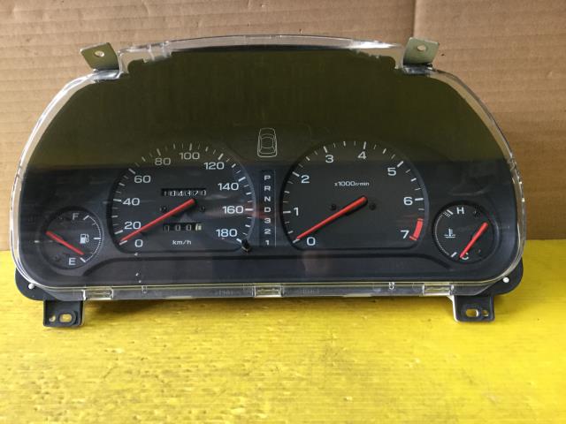 【中古】中古部品 レガシィ BG9 ｽﾋﾟｰﾄﾞﾒｰﾀｰ 【3330960100-000051736661400】