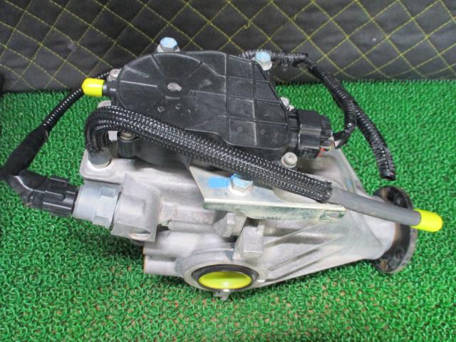 【中古】中古部品 エブリィ DA17V ﾌﾛﾝﾄﾘｼﾞｯﾄﾃﾞﾌ 【3330660100-000023311941120】