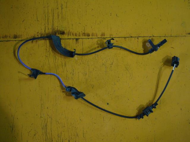 【中古】中古部品 プレオプラス LA300F ABSｾﾝｻｰ 【3340220100-000224024863451】
