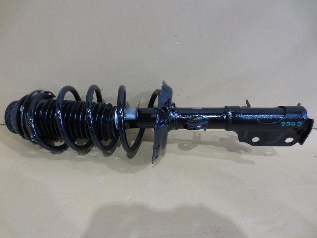 【中古】中古部品 フィット GE6 右ﾌﾛﾝﾄｽﾄﾗｯﾄ 【3330460100-000001557250110】