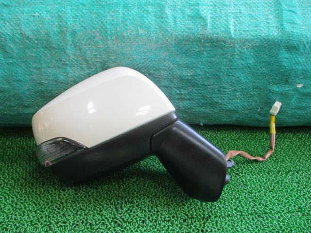 【中古】中古部品 ＸＶ GP7 右ｻｲﾄﾞﾐﾗｰ 【3500080000-230225000513500】
