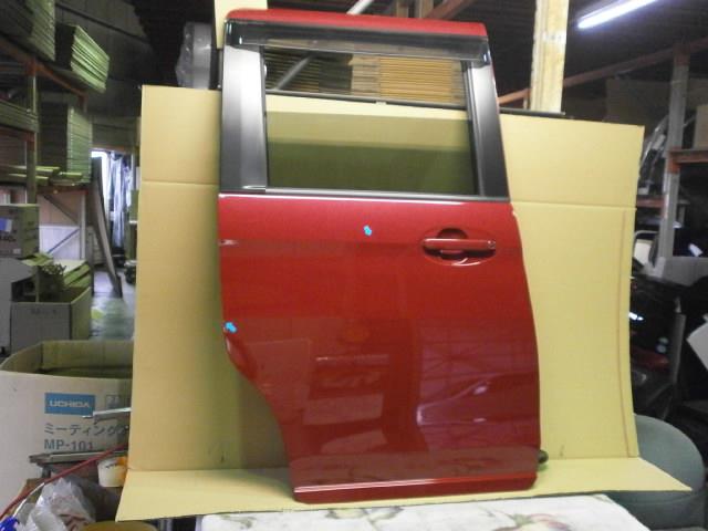 【中古】中古部品 フレアワゴン MM32S 右ﾘｱﾄﾞｱ 【3340200100-889910000013300】