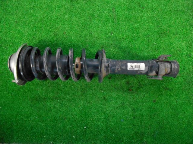 【中古】中古部品 ワゴンＲ MH23S 右ﾌﾛﾝﾄｽﾄﾗｯﾄ 【3310080100-202209000850110】