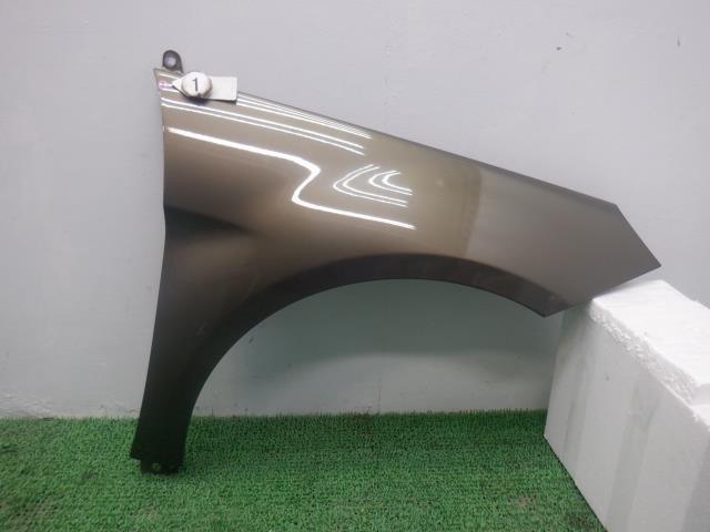 【中古】中古部品 ベンツ Bクラス 245232 右ﾌﾛﾝﾄﾌｪﾝﾀﾞｰ 【3310250100-000233012510600】 56,650円