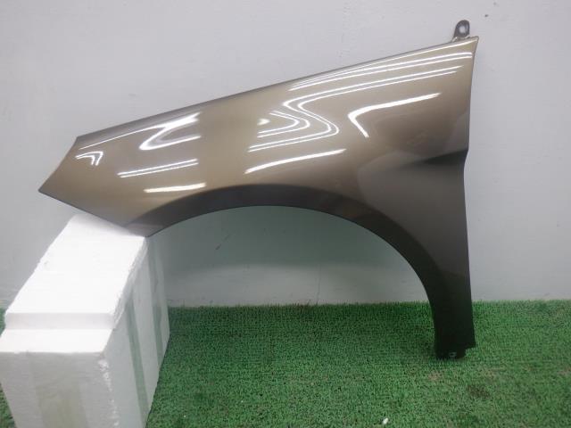 【中古】中古部品 ベンツ Bクラス 245232 左ﾌﾛﾝﾄﾌｪﾝﾀﾞｰ 【3310250100-000233012510700】 55,000円