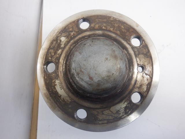 【中古】中古部品 ベンツ Bクラス 245232 右ﾘｱﾅｯｸﾙﾊﾌﾞ 【3310250100-000233012544410】