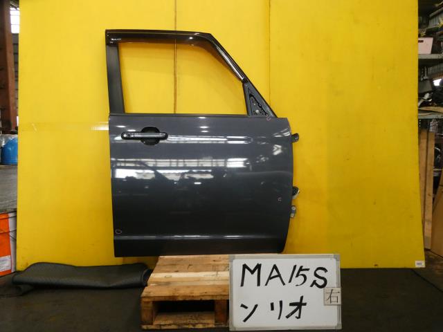 【中古】中古部品 ソリオ MA15S 右ﾌﾛﾝﾄﾄﾞｱ 【3331010600-230613000613100】