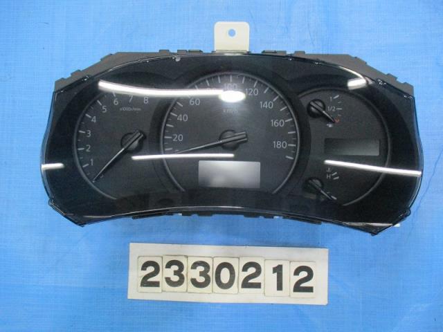 【中古】中古部品 エルグランド TE52 ｽﾋﾟｰﾄﾞﾒｰﾀｰ 【3310040100-000233021261400】