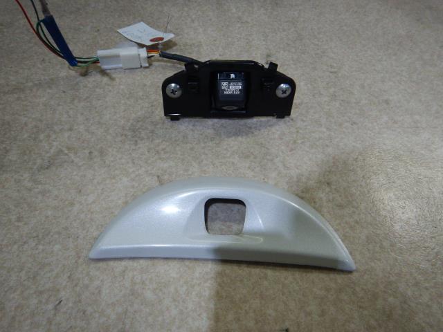 【中古】中古部品 デイズ B21W カメラ 【3330810100-230713000615850】