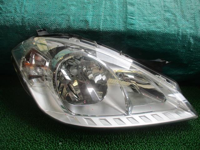 【中古】中古部品 ベンツ Aクラス 169032 右ﾍｯﾄﾞﾗﾝﾌﾟ 【3500080000-230628000510800】