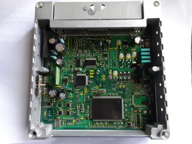 【中古】中古部品 プレーリーリバティ RM12 ｴﾝｼﾞﾝｺﾝﾋﾟｭｰﾀｰ 【3330640100-001173748563100】