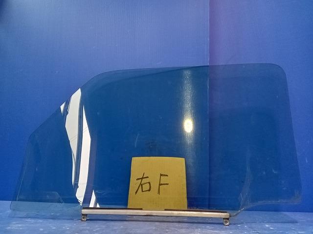 【中古】中古部品 ジムニー JB23W 右ﾌﾛﾝﾄﾄﾞｱｶﾞﾗｽ 【3310050100-001617941013130】