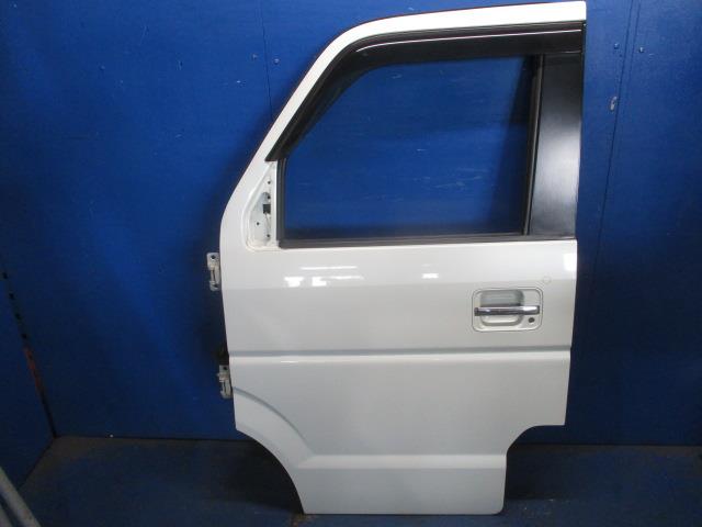【中古】中古部品 エブリィ DA64W 左ﾌﾛﾝﾄﾄﾞｱ 【3310270100-000013710513200】 13,731円