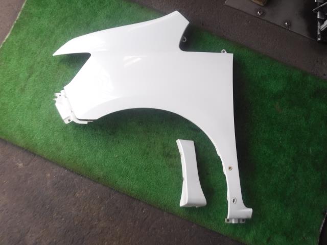 【中古】中古部品 セレナ CNC25 左ﾌﾛﾝﾄﾌｪﾝﾀﾞｰ 【3330450100-230722000110700】