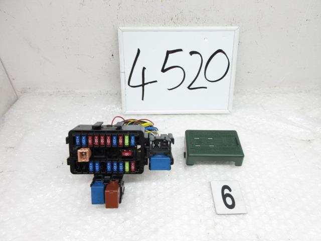 【中古】中古部品 ジムニー JB23W ﾋｭｰｽﾞﾎﾞｯｸｽ 【3500170000-230722502567800】