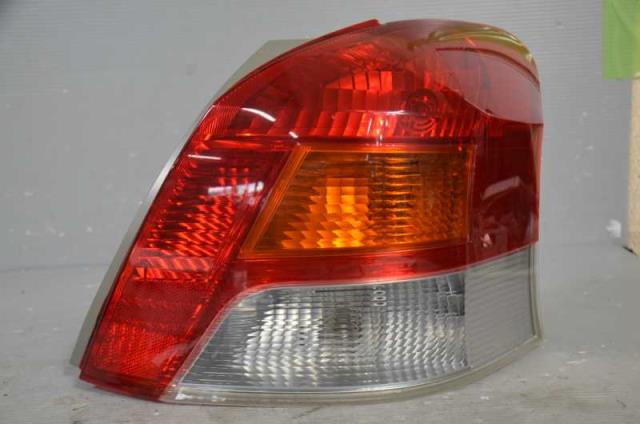 【中古】中古部品 ヴィッツ SCP90 右ﾃｰﾙﾗﾝﾌﾟ 【3310580000-230724002315500】 7,366円