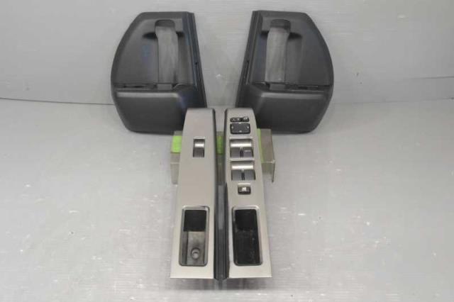 【中古】中古部品 プレマシー CREW ﾊﾟﾜｰｳｲﾝﾄﾞｳｽｲｯﾁ 【3310580000-230726000961900】 8,701円