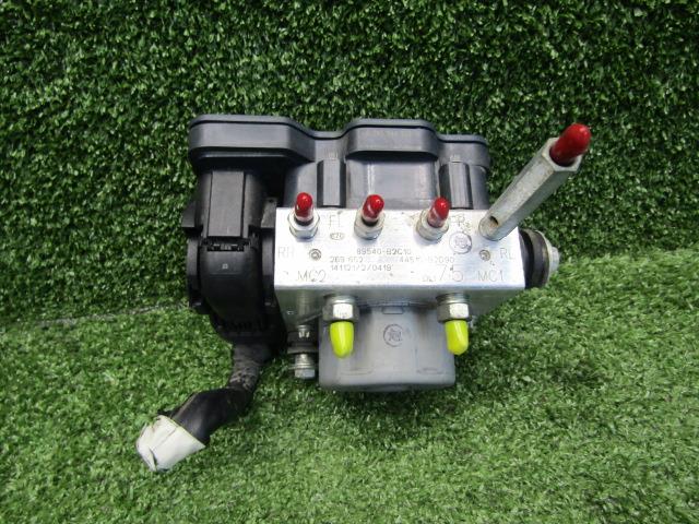 【中古】中古部品 ウェイク LA700S ABSｱｸﾁｭｴｰﾀｰ 【3330200100-220575000042500】