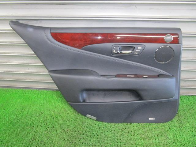 【中古】中古部品 レクサス LS UVF46 左ﾘｱﾄﾞｱﾄﾘﾑ 【3330540100-230726000613450】