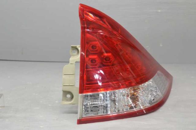 【中古】中古部品 インサイト ZE2 右ﾃｰﾙﾗﾝﾌﾟ 【3310580000-230728000115500】 7,570円