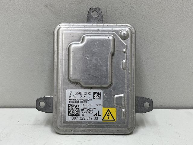 【中古】中古部品 BMW 3シリーズ 3D20 ﾗｲﾄｺﾝﾄﾛｰﾙﾕﾆｯﾄ 【3310070100-000090748110811】