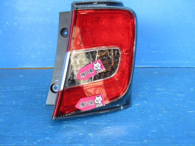 【中古】中古部品 フリードスパイク GB3 右ﾃｰﾙﾗﾝﾌﾟ 【3310550000-230522000515500】