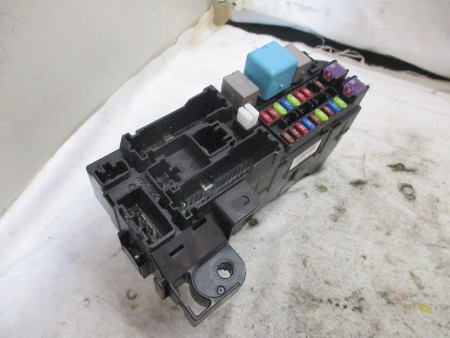 【中古】中古部品 タント L375S ﾋｭｰｽﾞﾎﾞｯｸｽ 【3540020100-000005073867800】