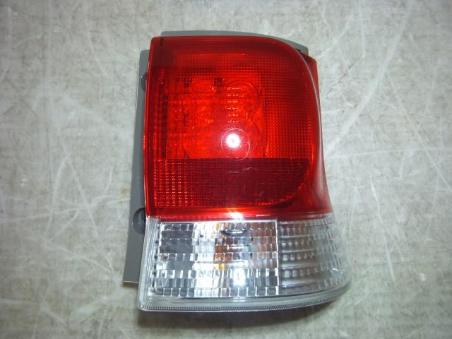 【中古】中古部品 タント L375S 右ﾃｰﾙﾗﾝﾌﾟ 【3310050100-220303000115500】