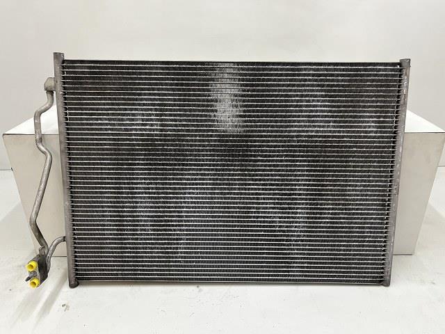 【中古】中古部品 ベンツ Sクラス 221176 コンデンサー 【3310070100-000090734960600】|e-cleマート