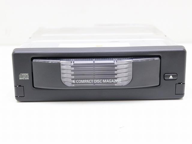 【中古】中古部品 BMW 6シリーズ EH44 CDﾁｪﾝｼﾞｬｰ 【3310070100-000183002761250】