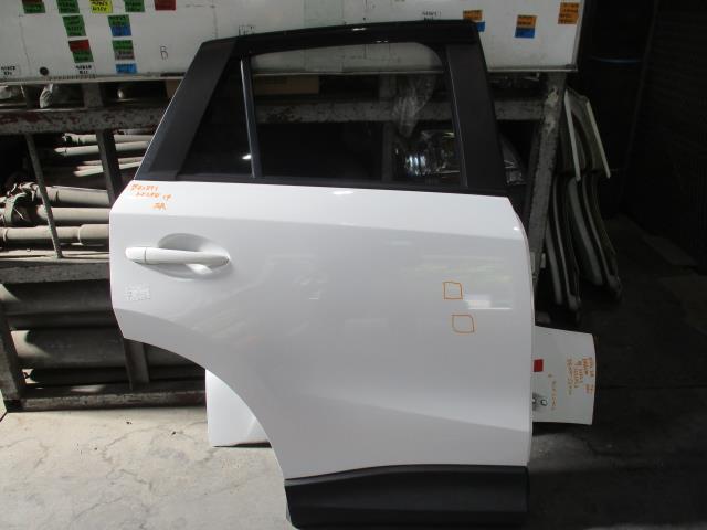 【中古】中古部品 CX-5 KE2AW 右リアドア 【3310160100-000004289113300】