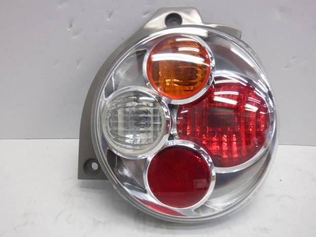 【中古】中古部品 ムーヴラテ L550S 右ﾃｰﾙﾗﾝﾌﾟ 【3310250100-000233022215500】