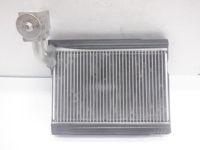 【中古】中古部品 ワゴンＲ MH21S A/Cｸｰﾘﾝｸﾞﾕﾆｯﾄ 【3310250100-000233021260800】