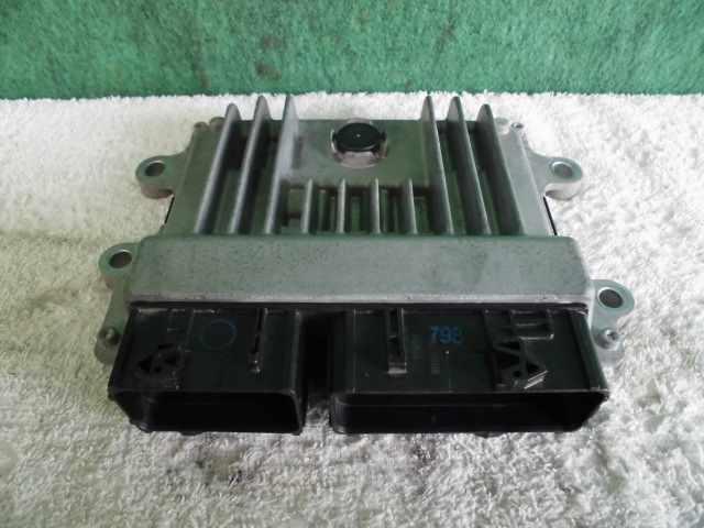 【中古】中古部品 キャスト LA250S ｴﾝｼﾞﾝｺﾝﾋﾟｭｰﾀｰ 【3310420000-000002191963100】