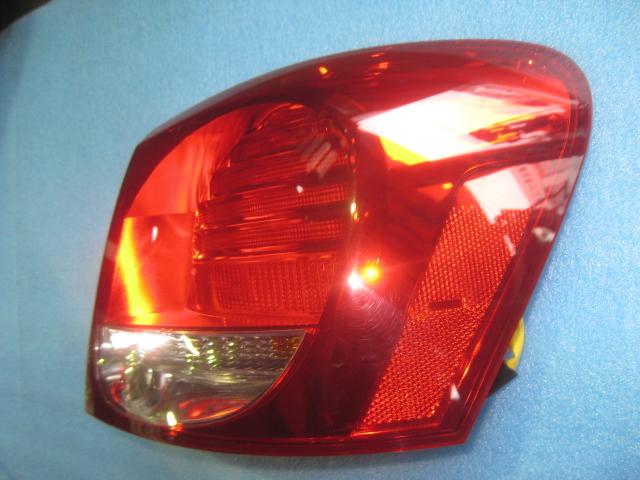 【中古】中古部品 レクサス GS GRS191 右ﾃｰﾙﾗﾝﾌﾟ 【3310050100-000917630815500】 7,570円