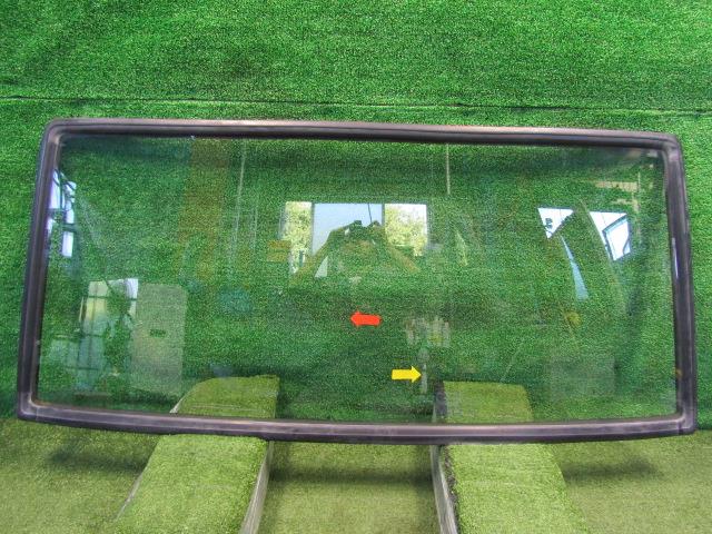 【中古】中古部品 ランドクルーザー FJ75 ﾌﾛﾝﾄｳｲﾝﾄﾞｶﾞﾗｽ 【3330200100-220771000011200】