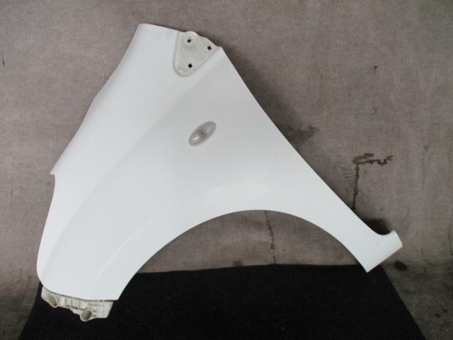 【中古】中古部品 アルト HA25S 左ﾌﾛﾝﾄﾌｪﾝﾀﾞｰ 【3330220100-230904000110700】