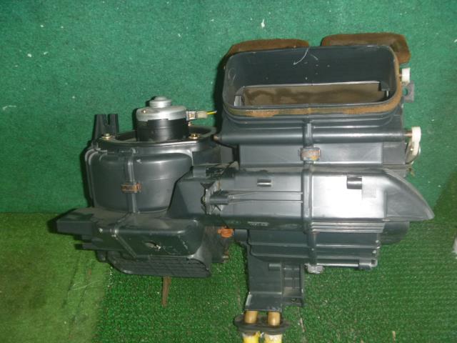 【中古】中古部品 アクティ HA4 ﾋｰﾀｰﾌﾞﾛｱﾓｰﾀｰ 【3330370100-000233018767900】