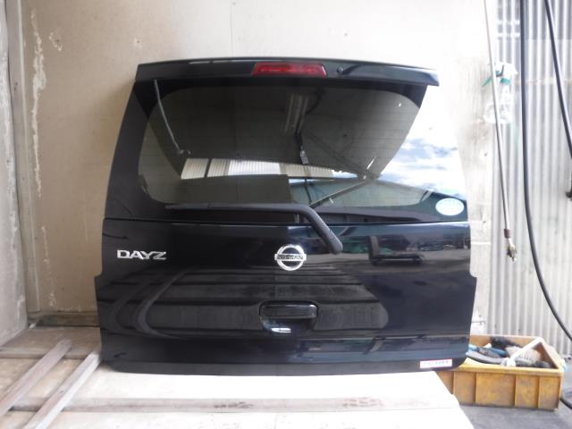 【中古】中古部品 デイズ B21W ﾊﾞｯｸﾄﾞｱ 【3330450100-230805000115800】